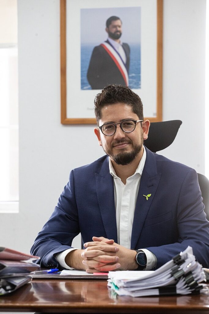 Fernando Araos